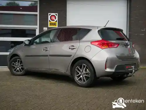 Toyota Auris 1.8 Hybrid 2015