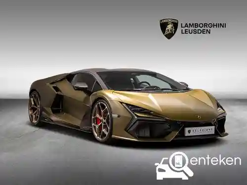 Lamborghini Revuelto 2025
