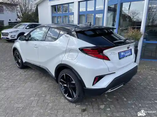 Toyota C-HR 1.8 Hybrid 2022