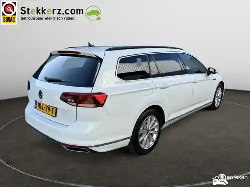 VW Passat Variant GTE 2021