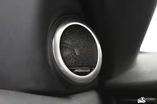 Land Rover Range Rover Evoque P300e 2022