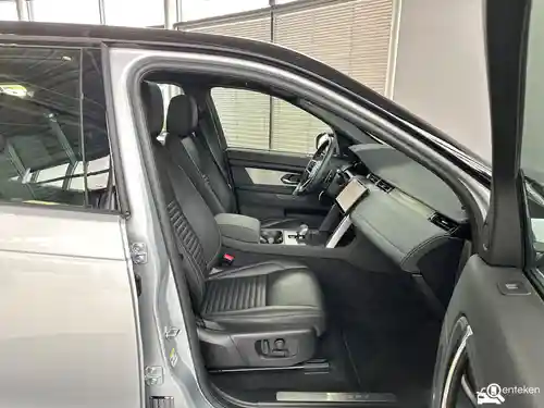 Land Rover Discovery Sport P300e 2023