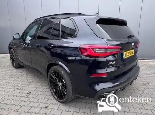 BMW X5 xDrive45e 2023