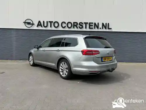 VW Passat Variant GTE 2015