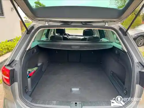VW Passat Variant GTE 2015