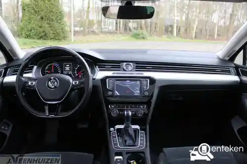 VW Passat Variant GTE 2015