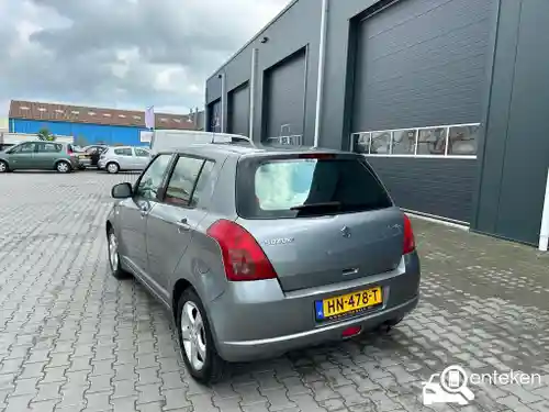 Suzuki Swift 1300 2007