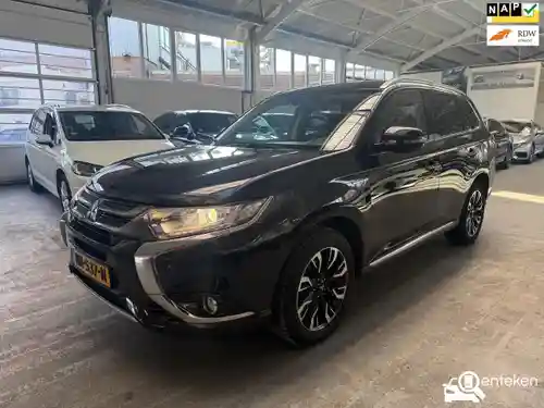 Mitsubishi Outlander 2.0 Plug-In Hybrid 2015