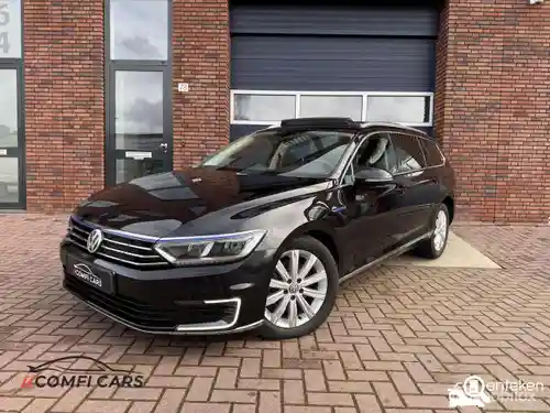 VW Passat Variant GTE 2015