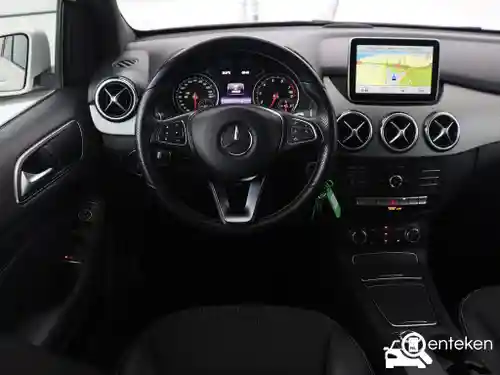Mercedes-Benz B 180 2015