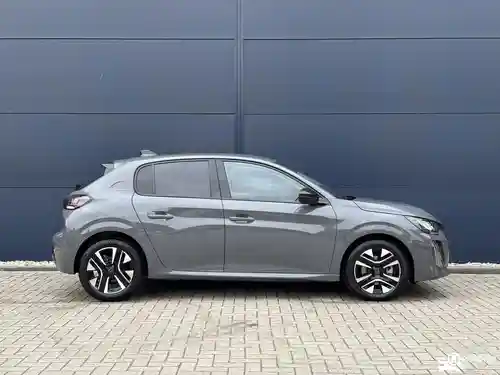 Peugeot 208 1.2 PureTech 100 2025