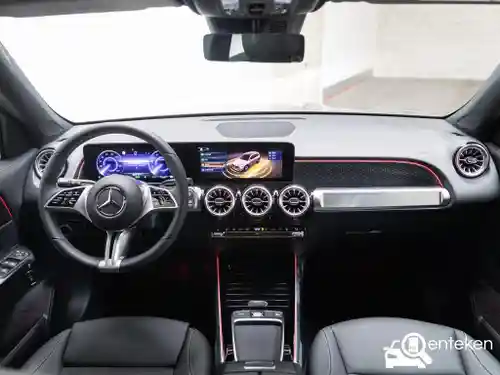 Mercedes-Benz EQB 250+ 2025