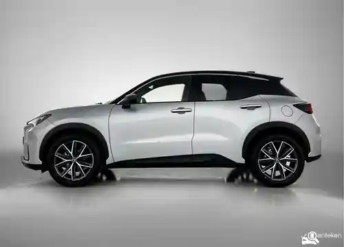 Lexus LBX 2024