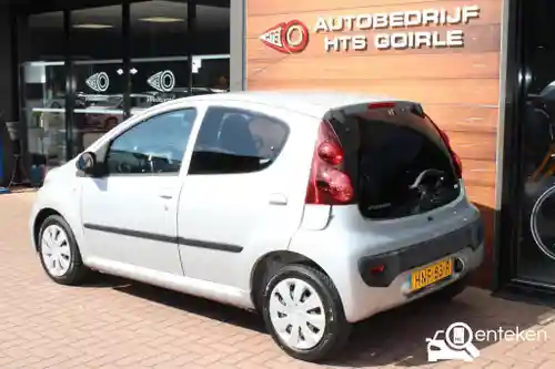 Peugeot 107 1.0 68 2012