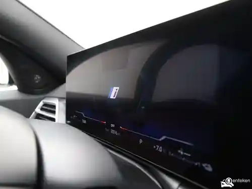 BMW 330e Touring 2025