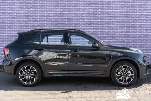 Lynk & Co 01 1.5TD PHEV 2025