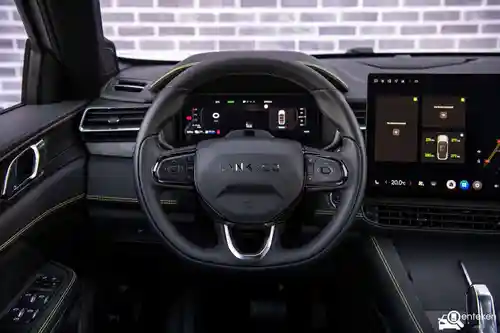 Lynk & Co 01 1.5TD PHEV 2025