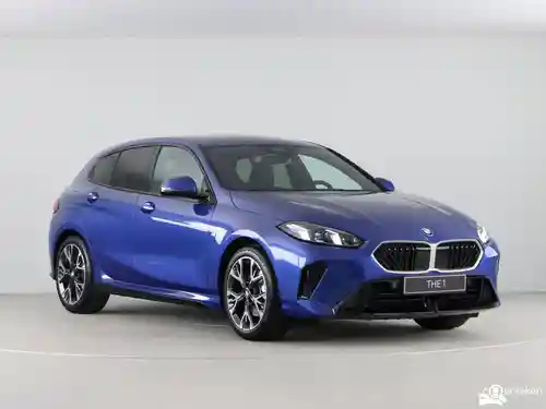 BMW 120 2025