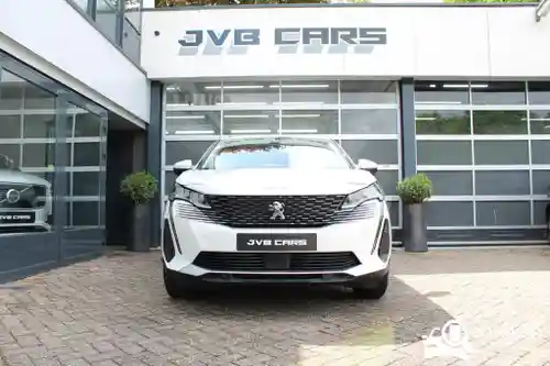 Peugeot 3008 1.2 PureTech 130 2021