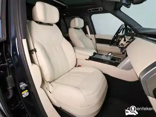 Land Rover Range Rover P550e 2025