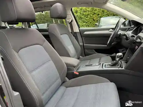 VW Passat Variant GTE 2021