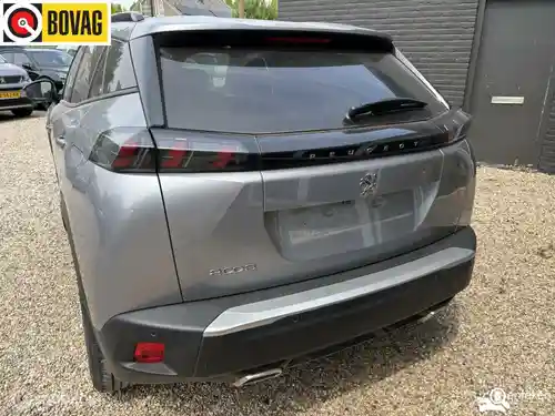 Peugeot 2008 1.2 PureTech 100 2023