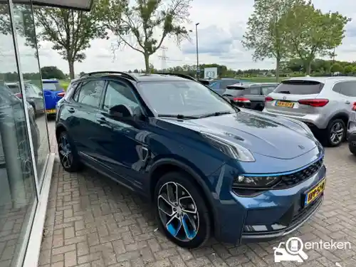 Lynk & Co 01 1.5TD PHEV 2022