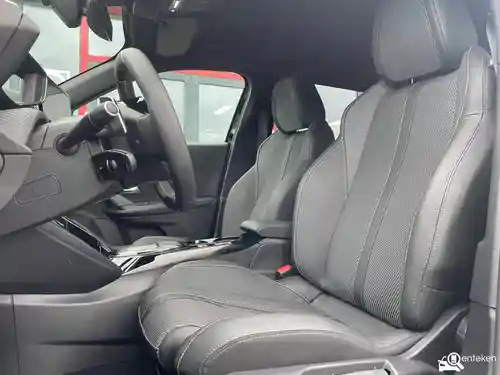 Peugeot 2008 1.2 PureTech 130 2024