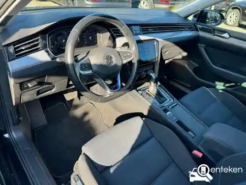 VW Passat Variant GTE 2020