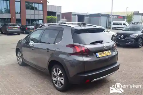 Peugeot 2008 1.2 PureTech 110 2017