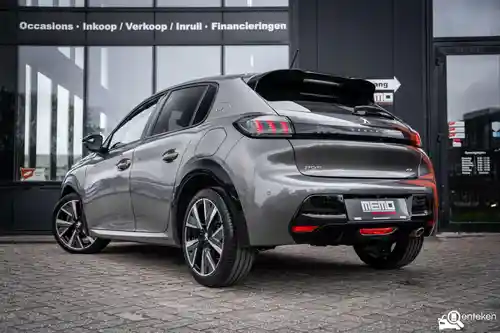 Peugeot 208 1.2 PureTech 100 2021