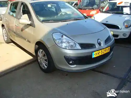Renault Clio 1.6 16V ESP 2006