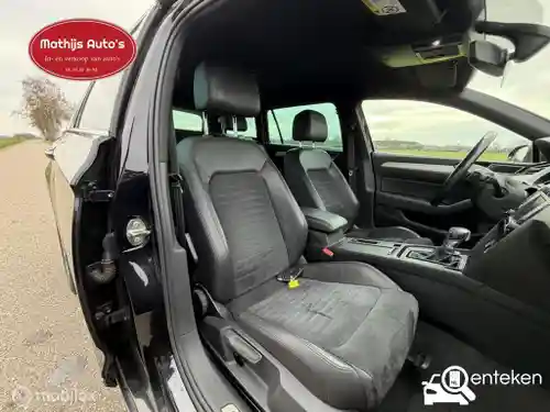 VW Passat Variant GTE 2015