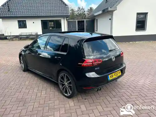 VW Golf GTE 2015