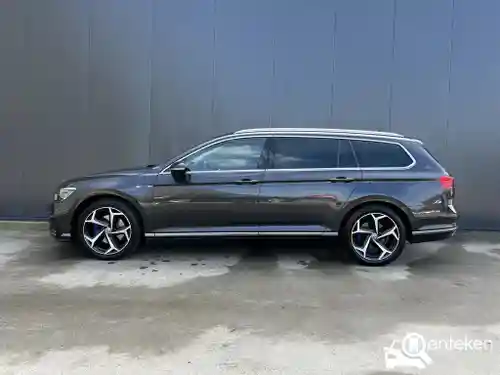 VW Passat Variant GTE 2020