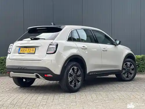 Fiat 600 1.2 T3 Hybrid 2025