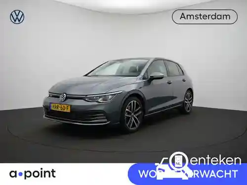 VW Golf 1.5 eHybrid 2025