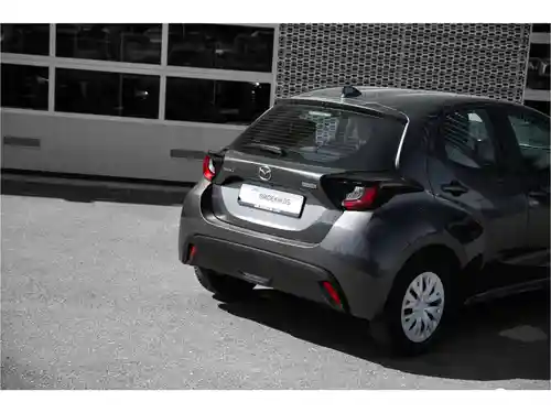 Mazda 2 Hybrid 2024