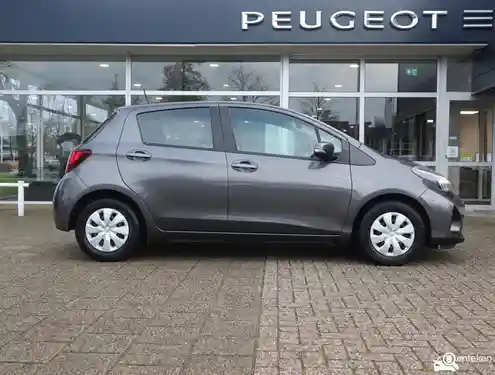 Toyota Yaris 1.0 2015