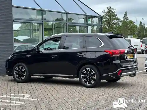 Mitsubishi Outlander 2.0 Plug-In Hybrid 2015
