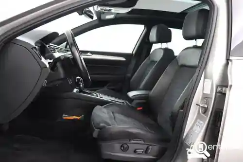VW Passat Variant GTE 2015