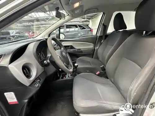 Toyota Yaris 1.0 2016