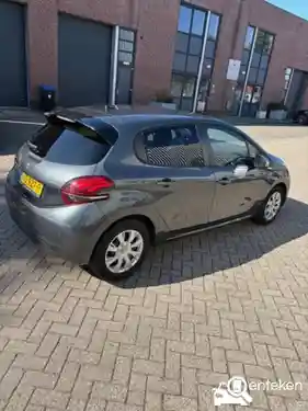 Peugeot 208 1.2 PureTech 82 2015