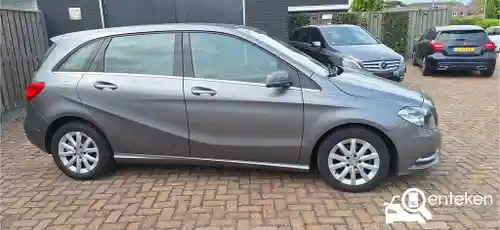 Mercedes-Benz B 180 2014