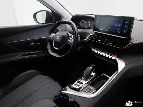 Peugeot 5008 1.2 PureTech 130 2021