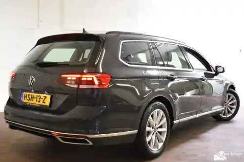 VW Passat Variant GTE 2020