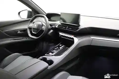 Peugeot 5008 1.2 PureTech 130 2024