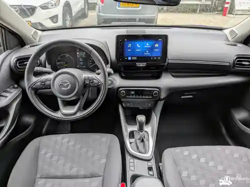 Mazda 2 Hybrid 2024