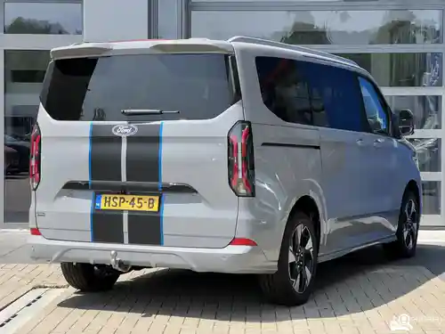 Ford Tourneo Custom 340 L1 2.5 Duratec PHEV 2025