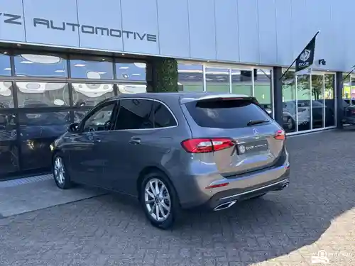 Mercedes-Benz B 180 2020